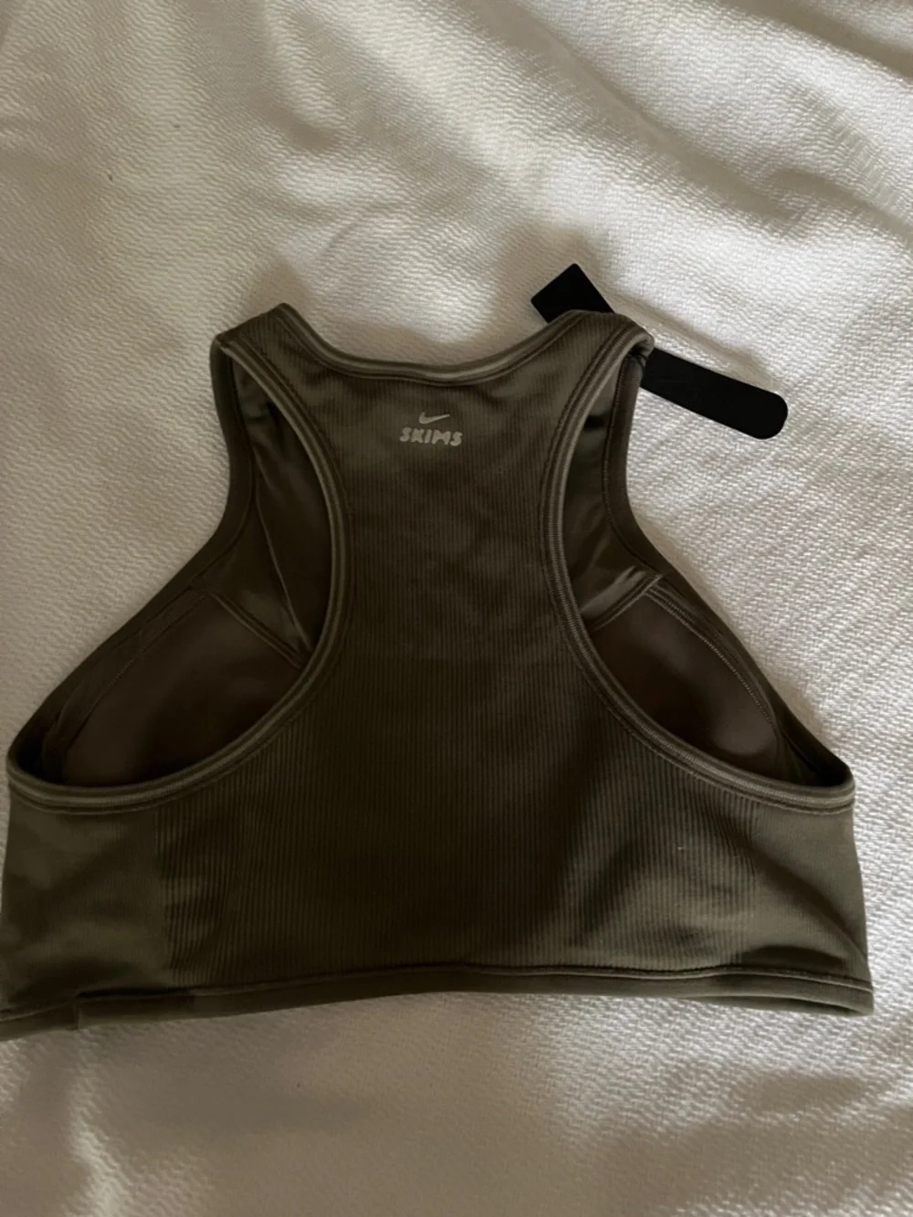 SKIMS / NIKE TAUPE Ribbed High Neck SPORTS BRA - Picture 4 of 4